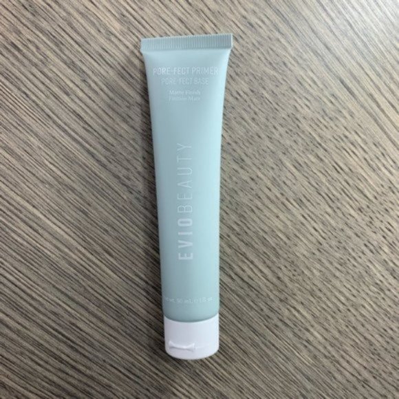 BNWOT EVIO BEAUTY Pore-fect Primer - Picture 2 of 2